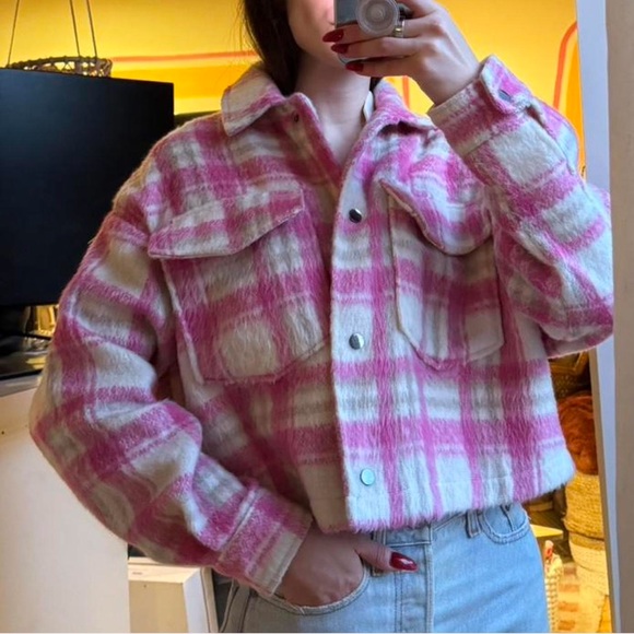 Zara Pink and Cream Plaid Teddy Jacket - Picture 4 of 4